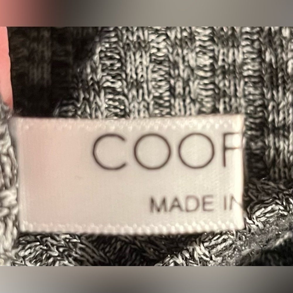 Coofandy Women’s Ribbed Tank Top - Picture 3 of 4